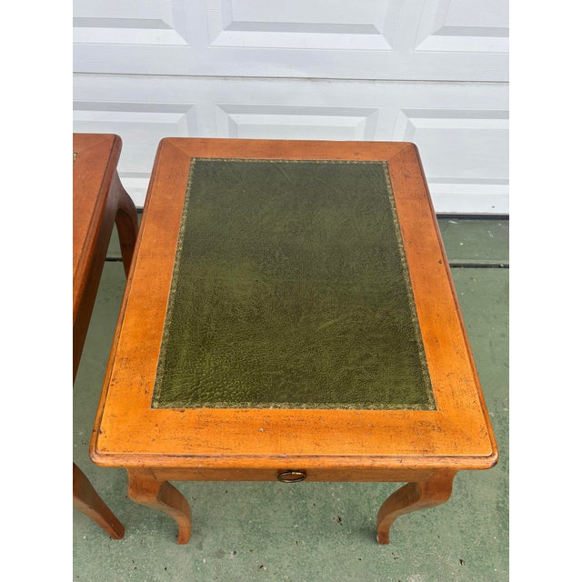 Bloomingdale's Guido Zichele for Bloomingdale’s Italian Leather Top End Tables, a Pair For Sale - Image 4 of 10