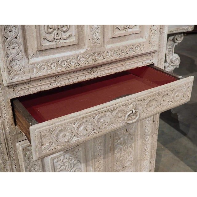 17th Century Painted Oak Homme Debout Cabinet From Southwest France For Sale - Image 9 of 13