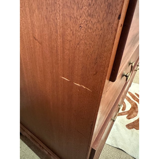 18th Century Mahogany 5 Drawer Chest of Drawers For Sale - Image 4 of 14