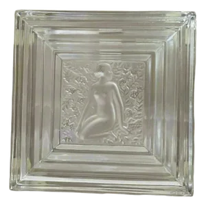 René Lalique Crystal ‘Duncan’ Square Trinket Box
