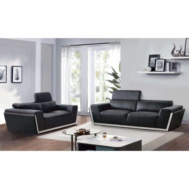 The Casa Milano Domo Collection brings modern Italian luxury to any living space. This 3-piece set features Italian...