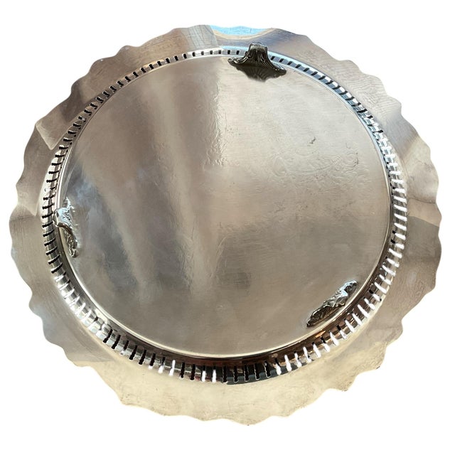 Metal Silverplate Round Butler’s Buffet Serving Tray Footed With Handles by Sheridan, Mid 20th Century For Sale - Image 7 of 9