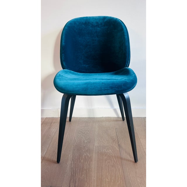 Attributed Gubi Velvet Beetle Chairs With Black Oak Legs- Set of 6 For Sale In New York - Image 6 of 8
