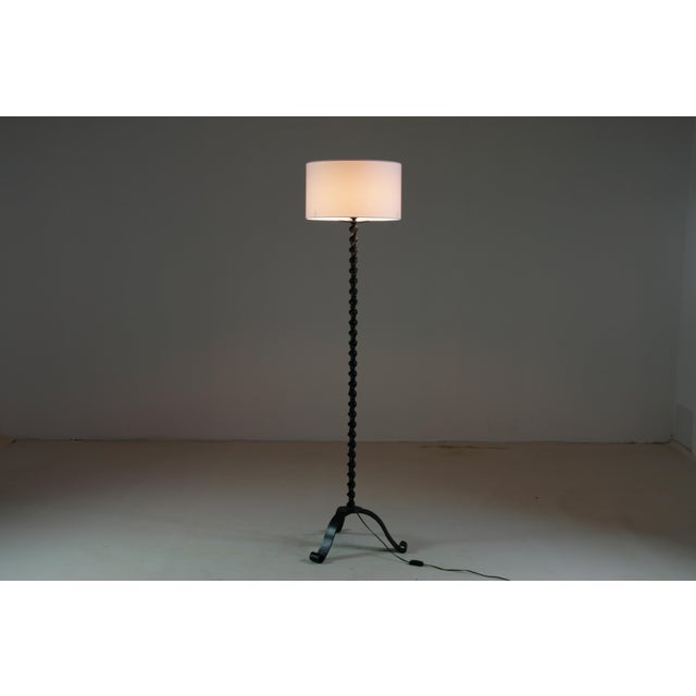 Brutalist Floor Lamp in Twisted Black Metal, 1930s For Sale - Image 4 of 10