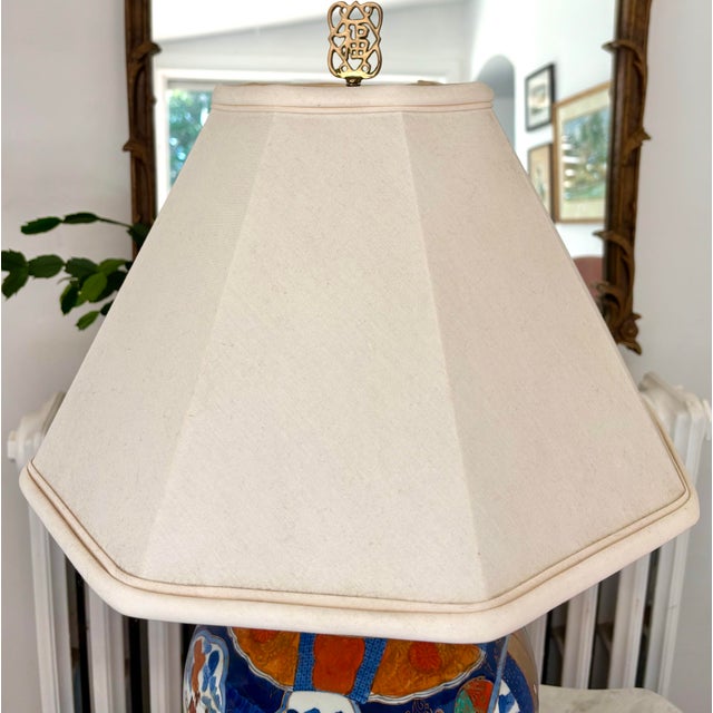Vintage Imari Table Lamp With Shade and Finial For Sale - Image 6 of 9