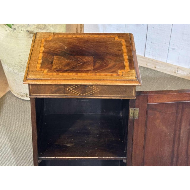 Late 19th Century English Mahogany Bedside Table For Sale - Image 5 of 13