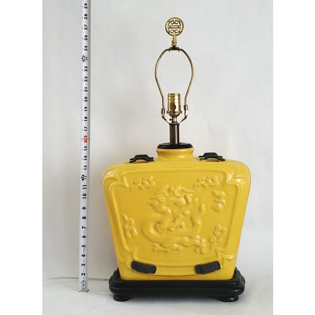 James Mont Lamp Vintage Chinese Imperial Yellow Crackled Porcelain & Shade For Sale - Image 4 of 17