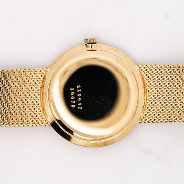 Vintage Baume Mercier 18k Yellow Gold Manual Wind Mesh Bracelet Watch For Sale - Image 4 of 7