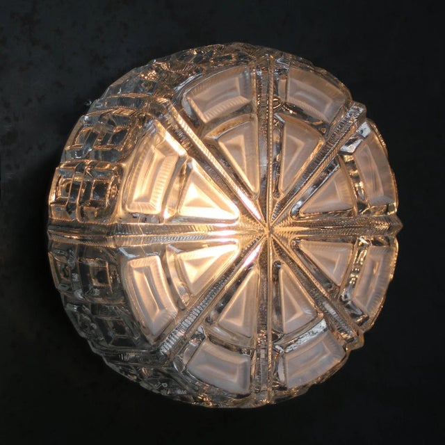 Mid-Century Wall or Ceiling Lamp. Metal base with clear glass. 1960-1970 1x E27 / E26 Up to 250V (Europe/UK Standard).The...