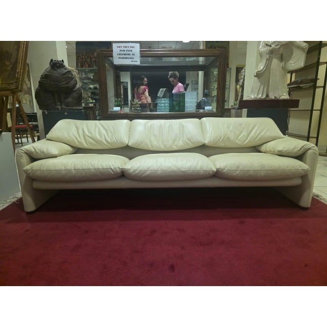 1970s Maralunga Three-Seater Sofa in Leather by Vico Magistretti for Cassina, 1970s For Sale - Image 5 of 13