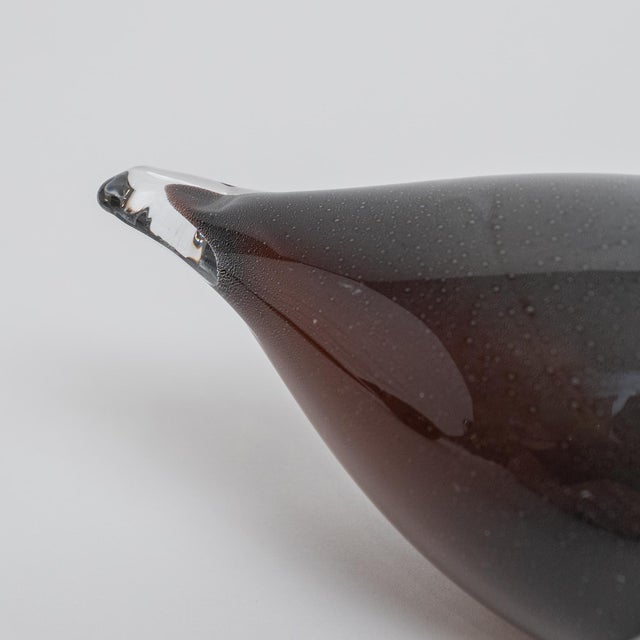Late 20th Century Oiva Toikka for Nuutajärvi Crow Mouth Blown Art Glass Bird – Finland For Sale - Image 5 of 8