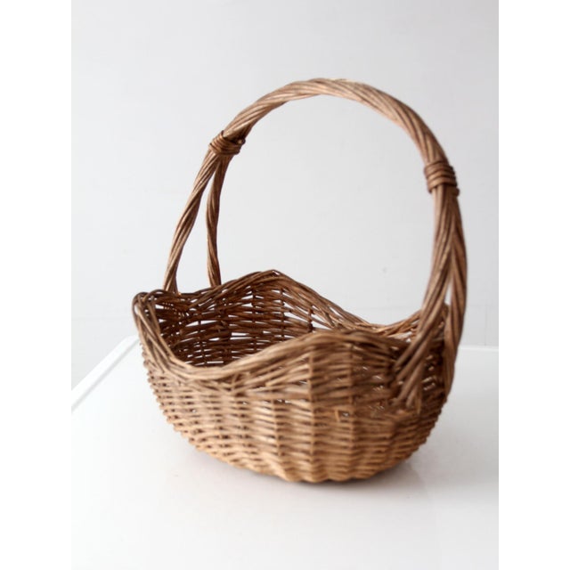Late 20th Century Vintage Willow Gathering Basket For Sale - Image 5 of 12