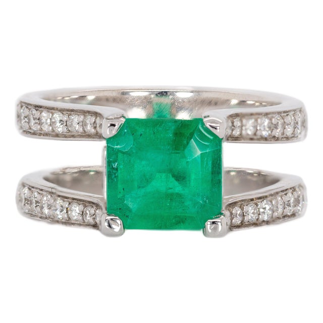 Gia Certified 2.2Ct Colombian Emerald & Diamond Ring in Solid 14k Gold, 9mm, Size 6.75 For Sale