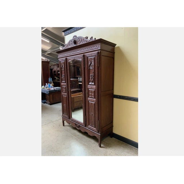 Vintage Wardrobe in Oak, 1920 For Sale - Image 3 of 11