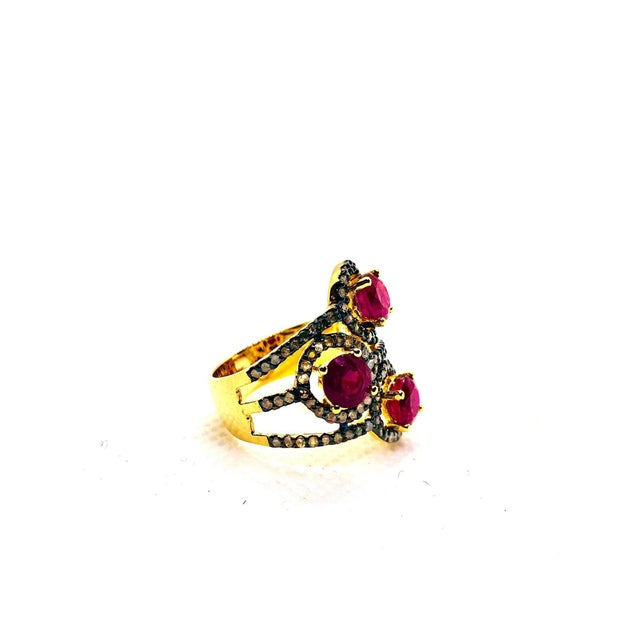 Ruby Red Bochic “Orient” Vintage Ruby & Diamond Cluster Ring 18K Gold & Silver For Sale - Image 8 of 9