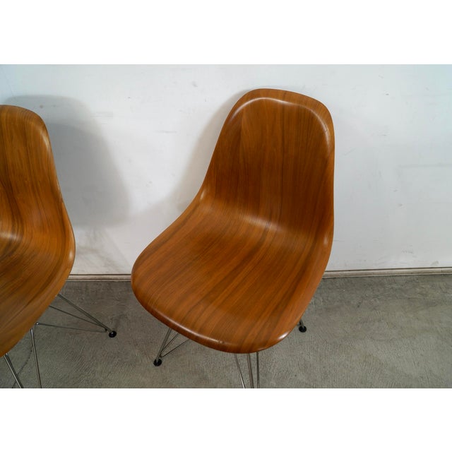 Brown Set of 4 Authentic Herman Miller Eames Walnut Dining Chairs For Sale - Image 8 of 12