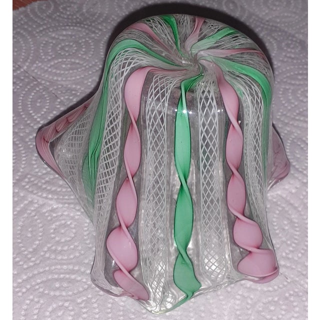 Vintage Venetian Murano Style Latticino Hand Blown Ruffled Handkerchief Vase For Sale - Image 6 of 7