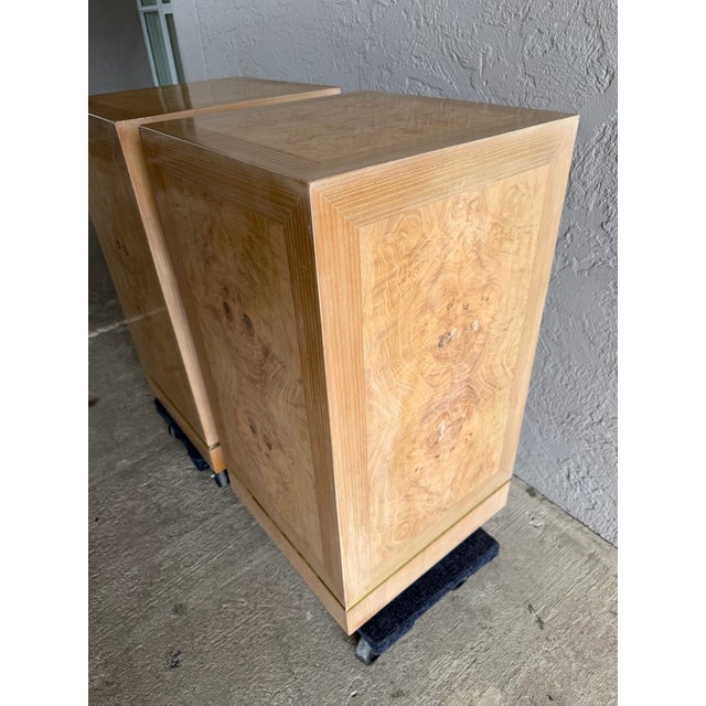 Mid-Century Modern Vintage Drexel Heritage Book-Matched Burlwood & Brass Pedestals - Pair For Sale - Image 3 of 7