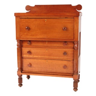 Early 19th Century American Empire Cherry Wood Chest of Drawers For Sale