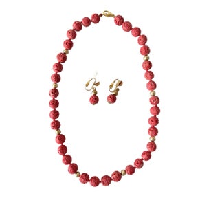 Vintage Chinese Cinnabar Beaded Necklace and Screw Back Earrings Set For Sale