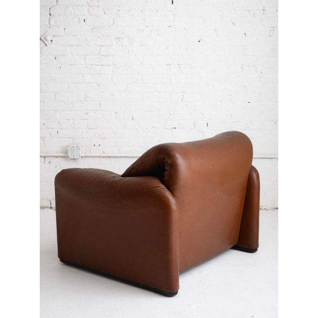 "Maralunga" Lounge Chair by Vico Magistretti for Cassina For Sale - Image 11 of 11