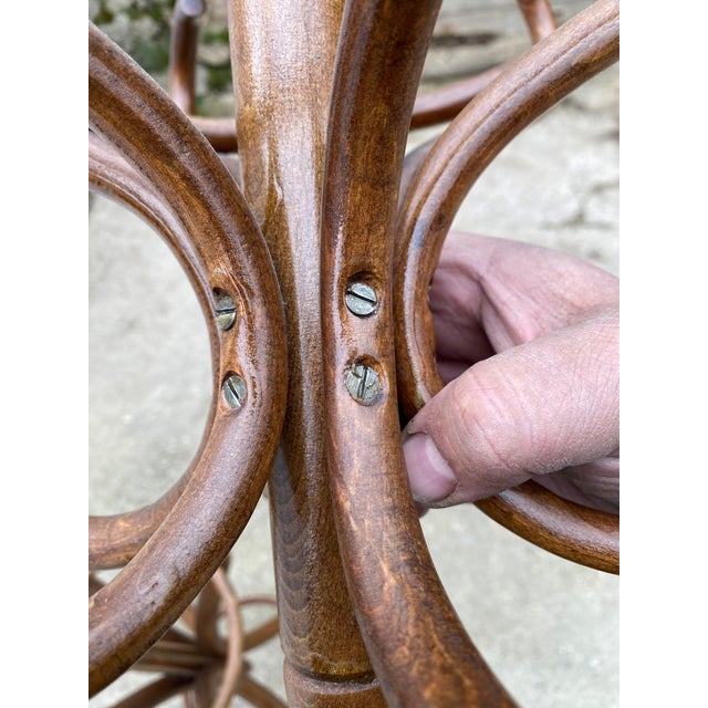 Baumann Bistro Swivel Parrot Coat Rack in Curved Wood, 1960s For Sale - Image 9 of 15