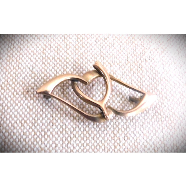 Victorian 10 K Gold Victorian Heart and Wishbone Brooch Pin For Sale - Image 3 of 7