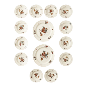 Set of 14 Antique Wedgwood Etruria Floral Dinner Service