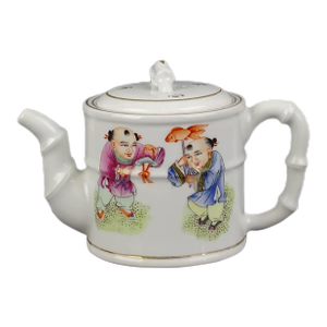 Chinese Vintage Porcelain Tea Pot China Famille Rose Porcelain Tea Pot Hand Painted Children Pattern