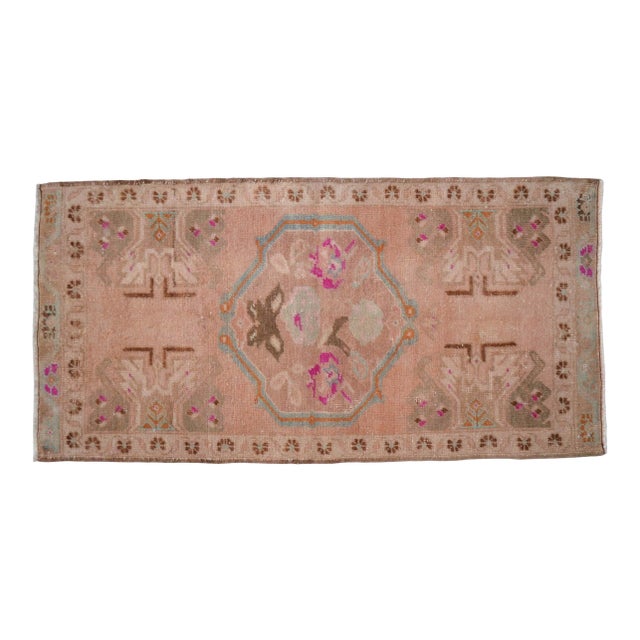 1960s Front of Bath Sink Rug Hand Made Kitchen Mat Muted Color Small Rug Laundry Room Decor - 1'10" X 3'7" For Sale