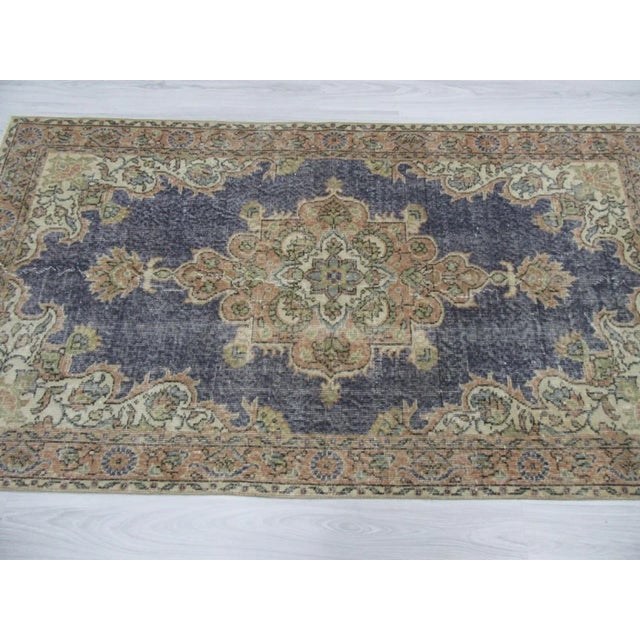Traditional 1960s Vintage Turkish Oushak Medallion Rug - 3′9″ × 6′11″ For Sale - Image 3 of 6