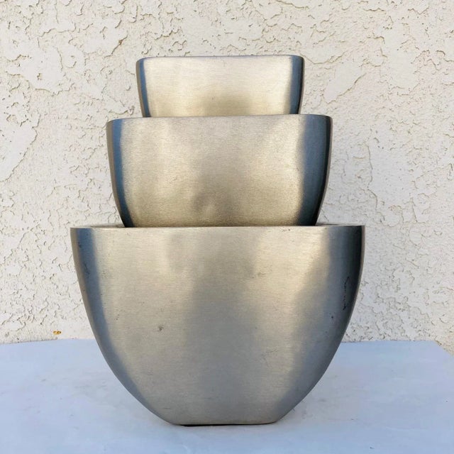 Late 20th Century Nesting / Serving Bowls- Set of 3 For Sale - Image 11 of 12