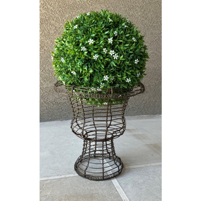 Excellent Pre-Owned Condition. Note: Faux plants in photos are not included. This fabulous Victorian-style “open” wirework...