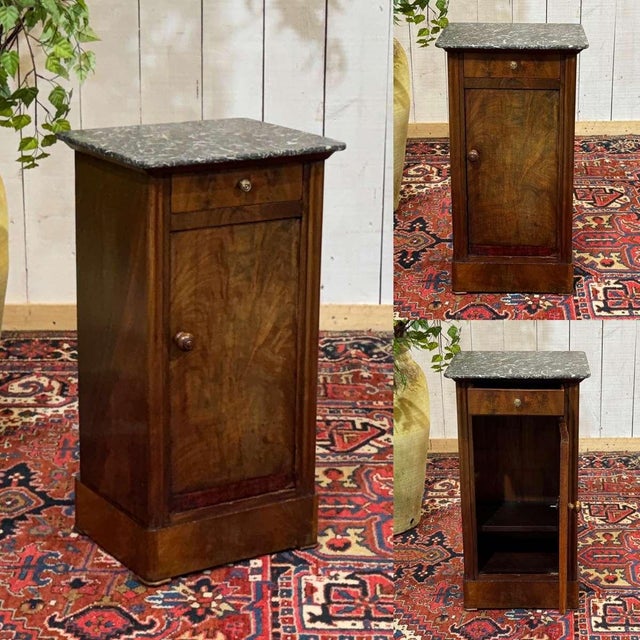 19th century bedside table in mahogany with grey marble top - W=39cm, D=33cm, H=72cm.