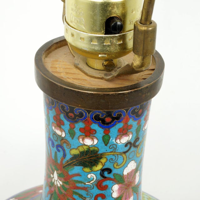 Antique Chinese Cloisonné Enamel Table Lamp C1920 For Sale - Image 11 of 17