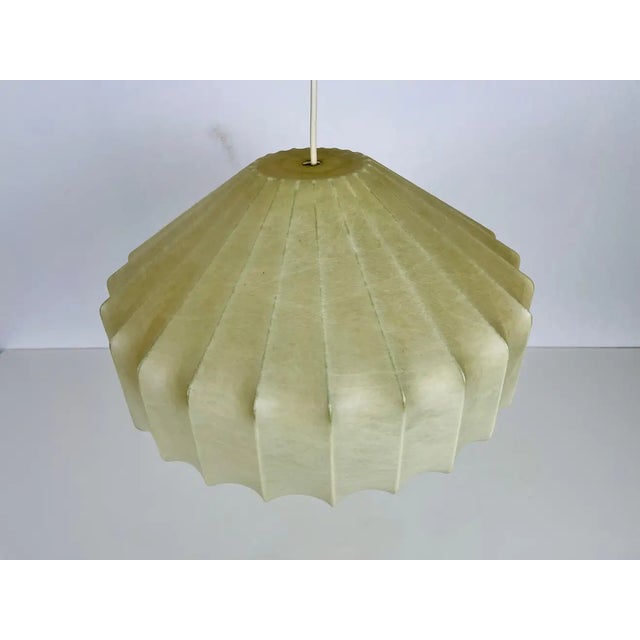 1960s Mid-Century Cocoon Losange Pendant Light, 1960s, Italy For Sale - Image 5 of 13