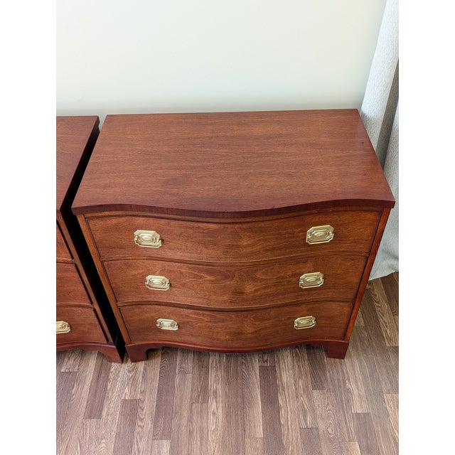 Mid 20th Century Pair of 1950's Mahogany 3-Drawer Bachelor's Chests by Heritage Henredon For Sale - Image 5 of 14