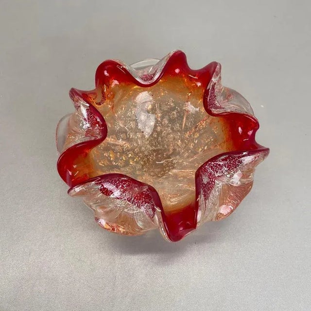 1970s Murano Glass Floral Bowl from Barovier + Toso, Italy, 1970s For Sale - Image 5 of 18