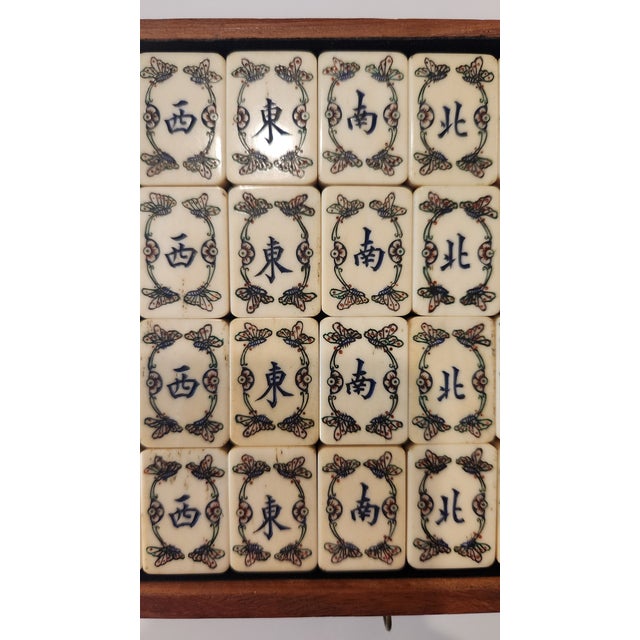 Museum-Quality Antique Mahjong Set From the 1920s in Bone and Bamboo For Sale - Image 15 of 18