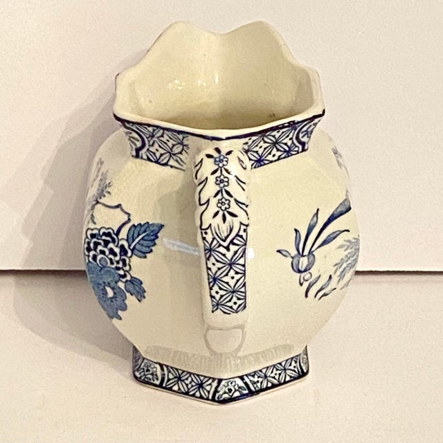 White Antique Wood & Sons Yuan Hexagonal Creamer Pitcher 1920's Blue and White For Sale - Image 8 of 12
