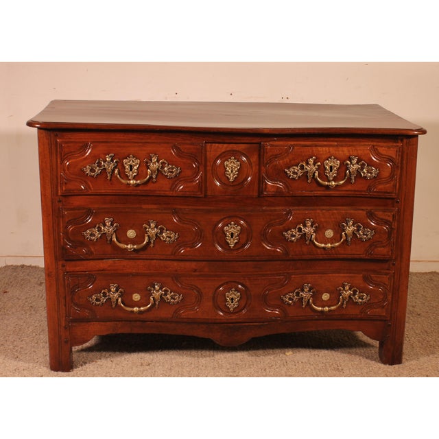 Parisian Regency Walnut Chest of Drawers, 1700s For Sale - Image 12 of 12