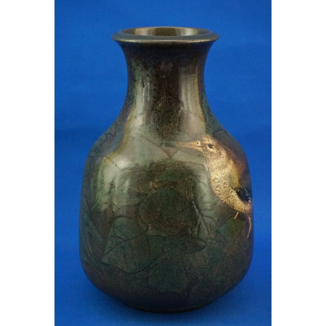 1920s Futurist Majolica Ceramic Vase with Bas-Relief Bird by Bruno Baratti, Italy, 1920s For Sale - Image 5 of 18