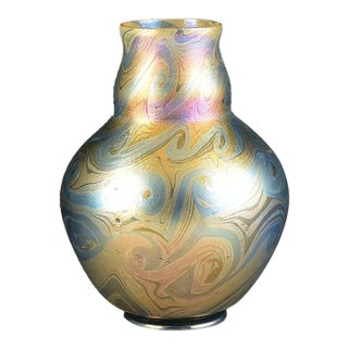 Rare Tiffany Studios Large Favrile Glass Vase – Louis Comfort Tiffany C. 1894, Iridescent Gold & Blue Swirl For Sale