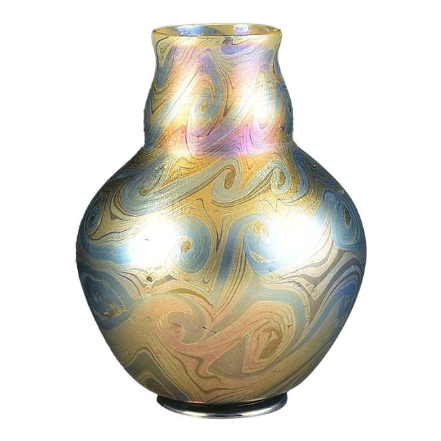 Rare Tiffany Studios Large Favrile Glass Vase – Louis Comfort Tiffany C. 1894, Iridescent Gold & Blue Swirl For Sale