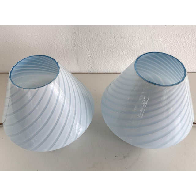 Vintage Italian Mushroom Table Lamps in Blue Swirl Glass, 1970s, Set of 2 For Sale - Image 7 of 16