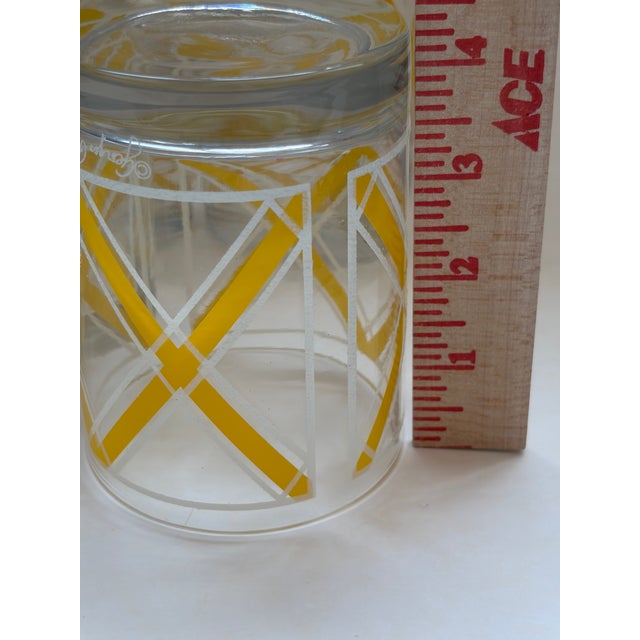 Mid 20th Century Mid-Century Georges Briard Yellow and White Geometric Rock Glasses - Set of 6 For Sale In Chicago - Image 6 of 7