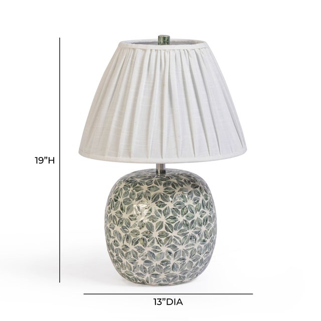 Yaya Flower Green Capiz Shell Table Lamp For Sale In Los Angeles - Image 6 of 7