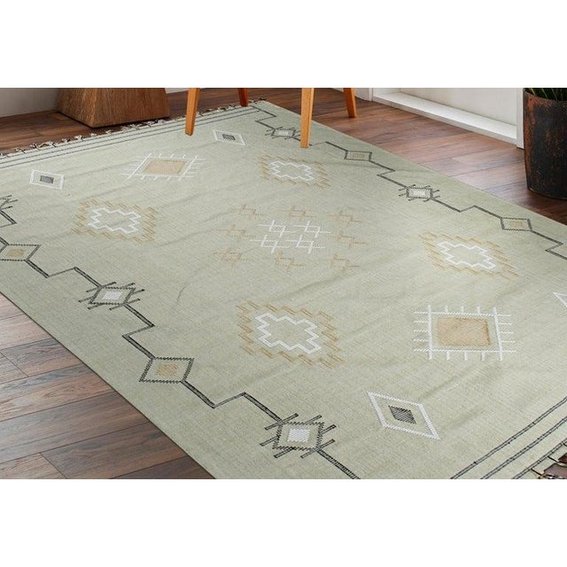 Textile 5x8 Ivory Hand-Knotted Wool Diamond Bordered Field Geometric Modern Carpet Rug For Sale - Image 7 of 9