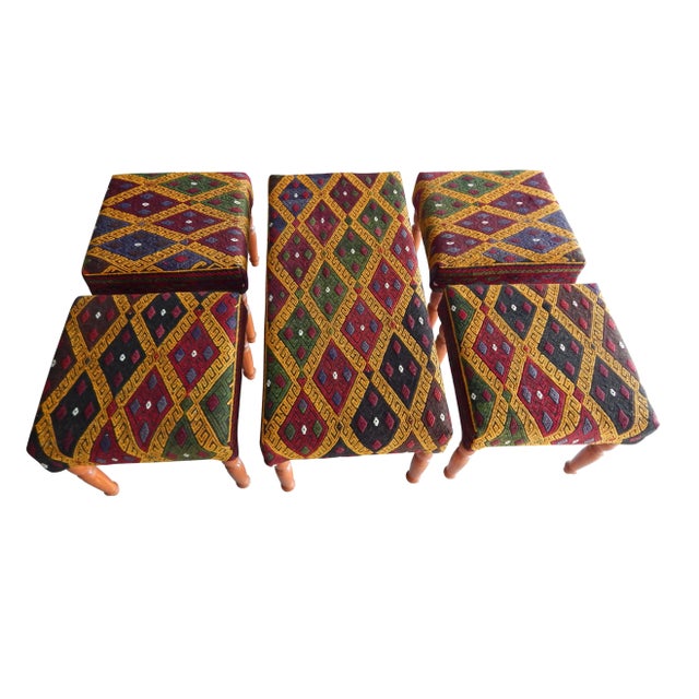 Dimensions: Bench 18 "Height (45 Cm) 39" Length (100 Cm) 18" Width (45 Cm) Foot Stools (4 pieces) 18 "Height (45 Cm) 18"...