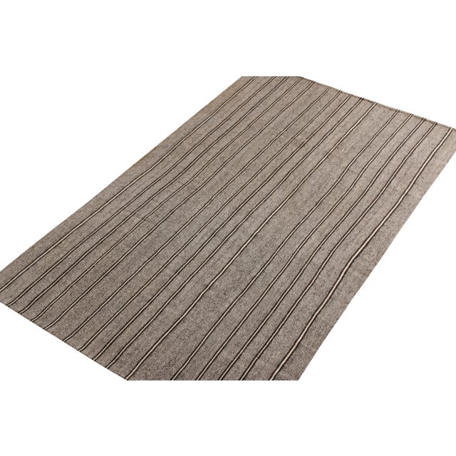 Traditional Handwoven Vintage Striped Kilim Rug in Gray, White, and Black For Sale - Image 3 of 5